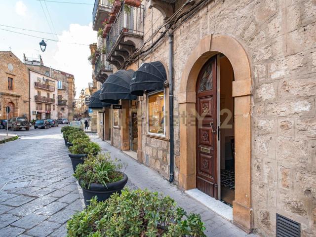 Villetta a schiera in vendita di 370 m² in Via Giuseppe Mazzini, 88