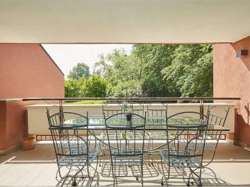 Villetta a schiera in vendita di 370 m² in Piazza Monsignor Rossi, 1