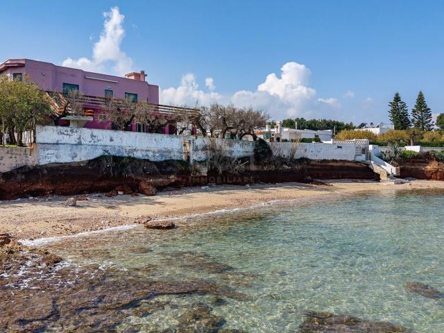 Villetta a schiera in vendita di 384 m² in Contrada Lamandia, 40