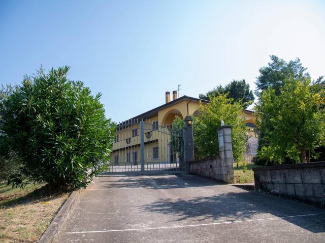 villetta bifamiliare in vendita a Ariano Irpino, contrada Bosco