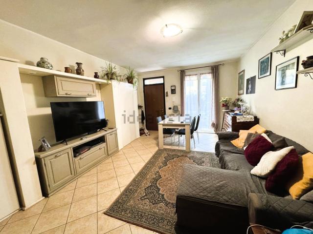 Villetta bifamiliare in vendita di 143 m² in Via Vescovo Sicardo