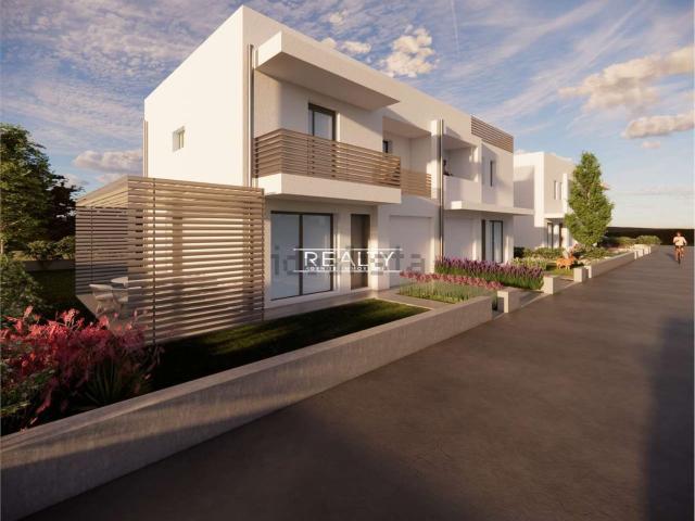 Villetta bifamiliare in vendita di 140 m² in Via Torcello