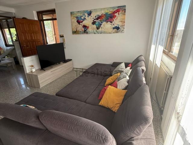 Villetta bifamiliare in vendita di 140 m² in Via XXVI Febbraio 1945