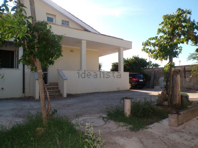 Villetta bifamiliare in vendita di 140 m² in Via Amilcare Cipriani
