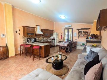Villetta bifamiliare in vendita di 140 m² in Via Antonio Gramsci, 7