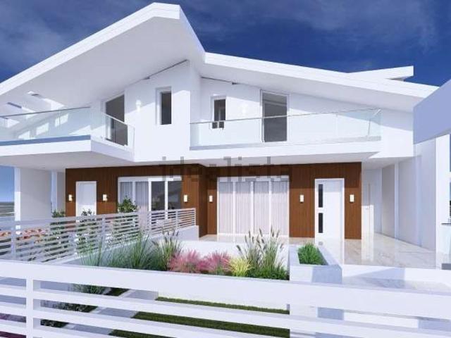 Villetta bifamiliare in vendita di 140 m² in Via Antonio Izzi De Falenta