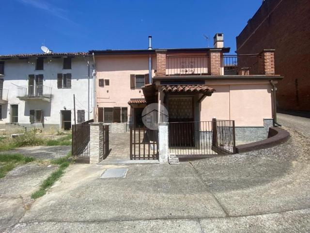 Villetta bifamiliare in vendita di 140 m² in Via Bricco, 3