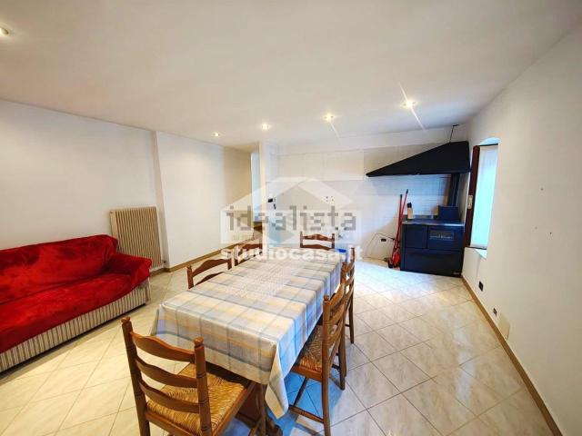Villetta bifamiliare in vendita di 140 m² in Via Cavour