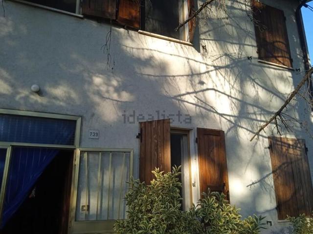 Villetta bifamiliare in vendita di 140 m² in Via Comacchio, 739
