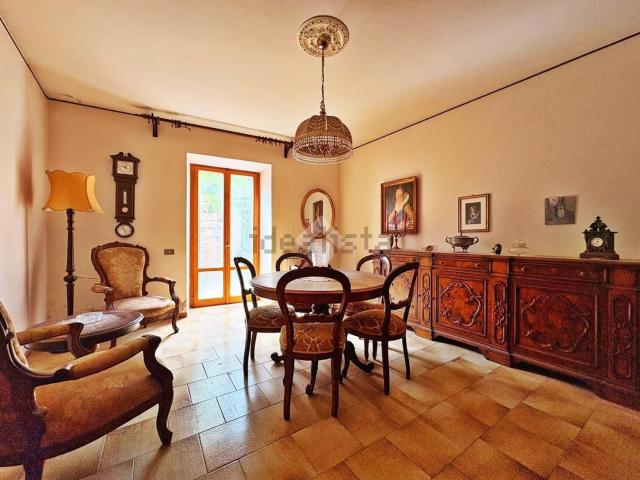 Villetta bifamiliare in vendita di 140 m² in Via Filippo Venturi, 26