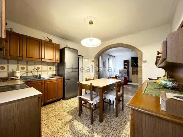 Villetta bifamiliare in vendita di 140 m² in Via Fratelli Cervi, 44