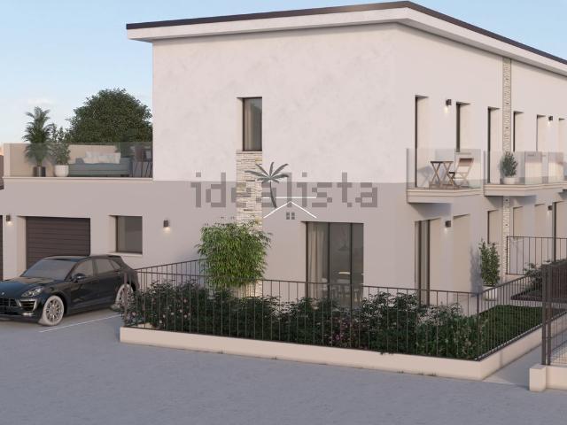 Villetta bifamiliare in vendita di 140 m² in Via Frà Nicolò