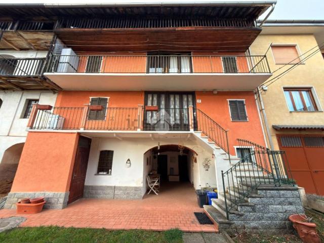 Villetta bifamiliare in vendita di 140 m² in Via Monte Sinai, 16