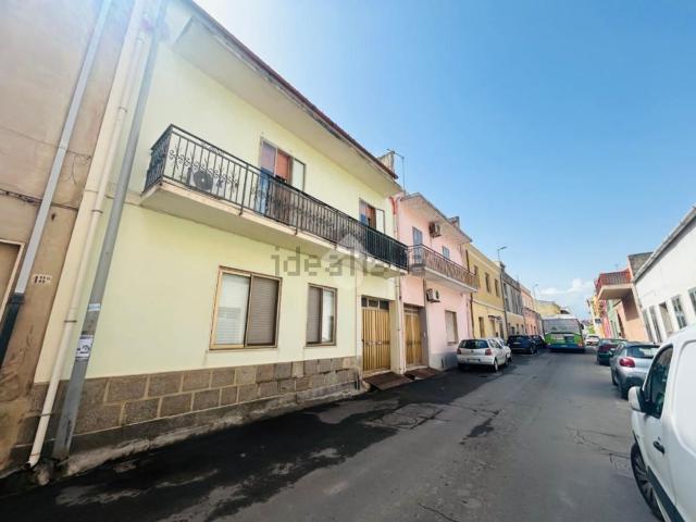 Villetta bifamiliare in vendita di 140 m² in Via Palau, 20