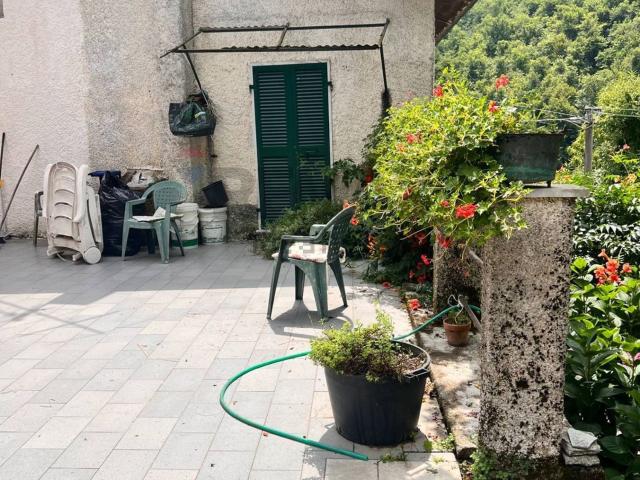 Villetta bifamiliare in vendita di 140 m² in Via Roma