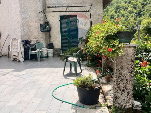 Villetta bifamiliare in vendita di 140 m² in Via Roma