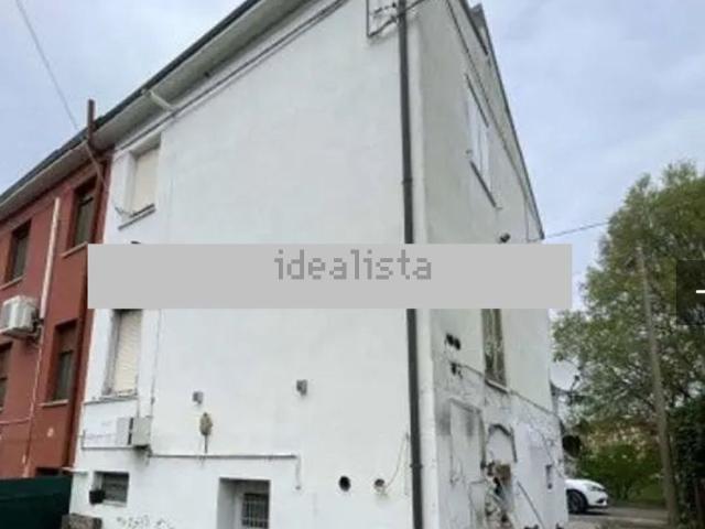 Villetta bifamiliare in vendita di 140 m² in Via Schiavoni
