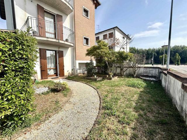 Villetta bifamiliare in vendita di 140 m²