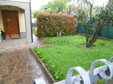 Villetta bifamiliare in vendita di 140 m²