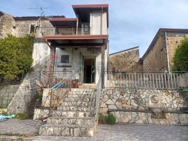 Villetta bifamiliare in vendita di 142 m² in Via Vicinato, 11
