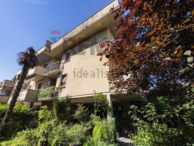 Villetta bifamiliare in vendita di 142 m² in Via Amerigo Vespucci, 82