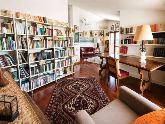 Villetta bifamiliare in vendita di 142 m² in Via San Albano