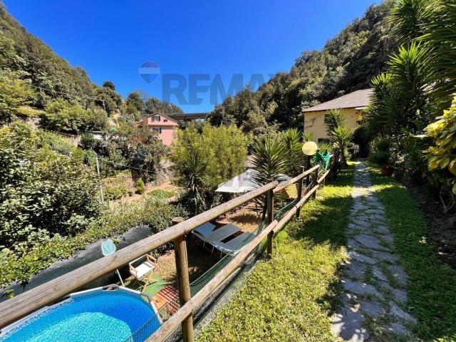 Villetta bifamiliare in vendita di 147 m² in Via alla Soria, 8