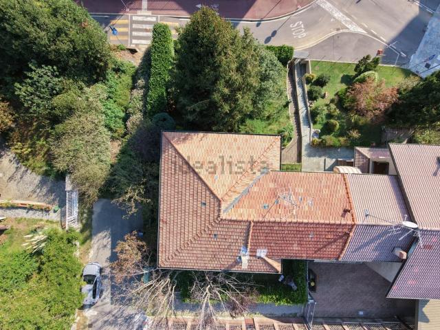 Villetta bifamiliare in vendita di 147 m² in Via Giuseppe Garibaldi, 22