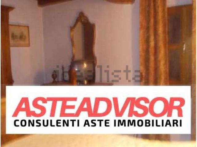 Villetta bifamiliare in vendita di 147 m² in Via Roma, 32