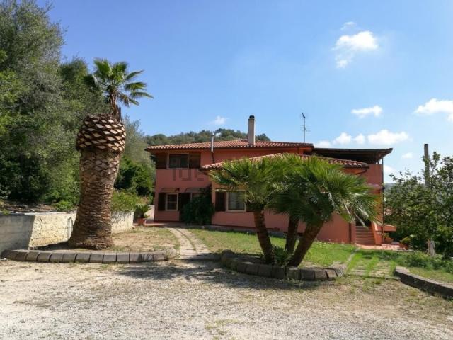 Villetta bifamiliare in vendita di 147 m²