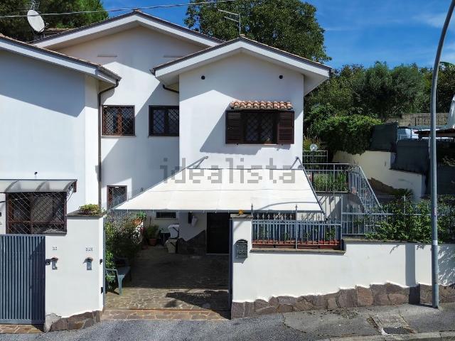 Villetta bifamiliare in vendita di 144 m² in Strada Ventesima, 32
