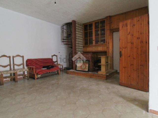 Villetta bifamiliare in vendita di 144 m² in Via Trento, 4