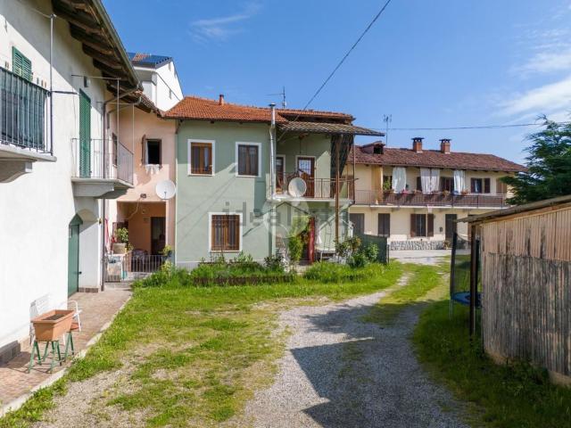 Villetta bifamiliare in vendita di 145 m² in Via Cavour, 100