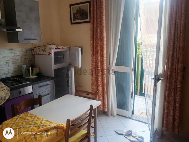 Villetta bifamiliare in vendita di 145 m² in Via del Mirto