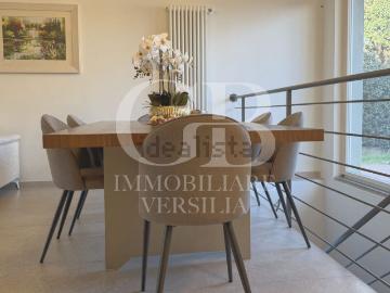 Villetta bifamiliare in vendita di 145 m² in Via Giraldina