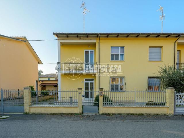 Villetta bifamiliare in vendita di 145 m² in Via Pietro Marani, 11