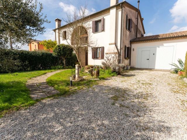 Villetta bifamiliare in vendita di 145 m²