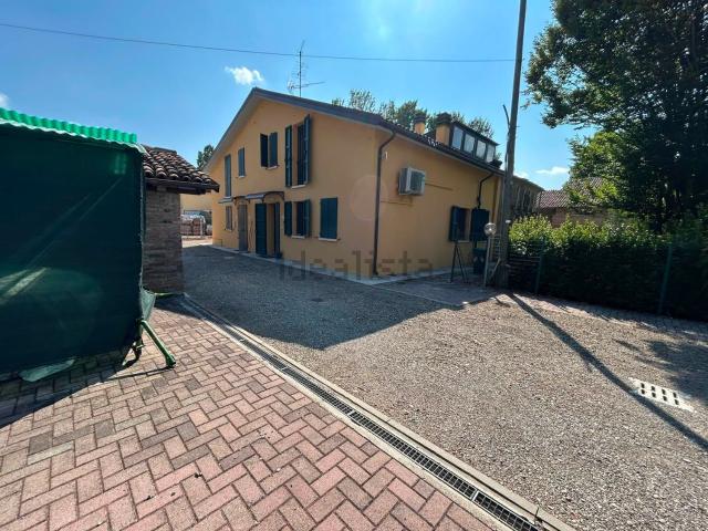 Villetta bifamiliare in vendita di 146 m² in Via Imperiale, 5982