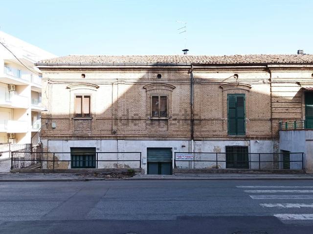 Villetta bifamiliare in vendita di 146 m²