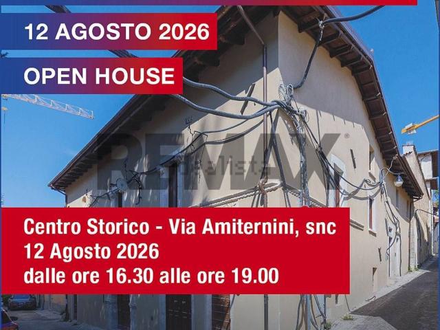 Villetta bifamiliare in vendita di 148 m² in Via Amiternini, 2
