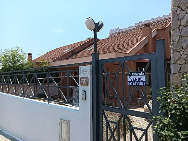Villetta bifamiliare in vendita di 149 m² in Contrada Petraro