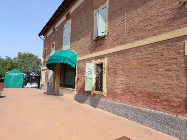 Villetta bifamiliare in vendita di 149 m² in Via Liberazione