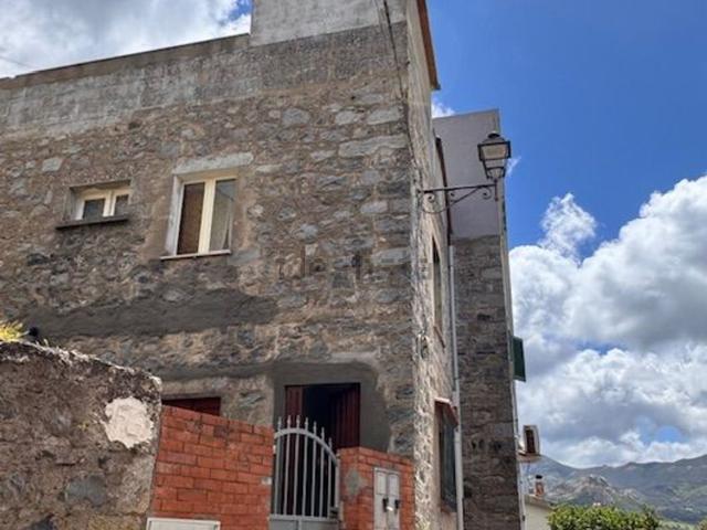 Villetta bifamiliare in vendita di 149 m² in Via Regina Margherita