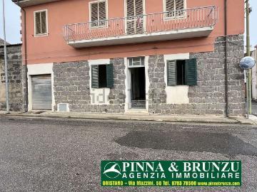 Villetta bifamiliare in vendita di 149 m² in Via San Lucia, 44