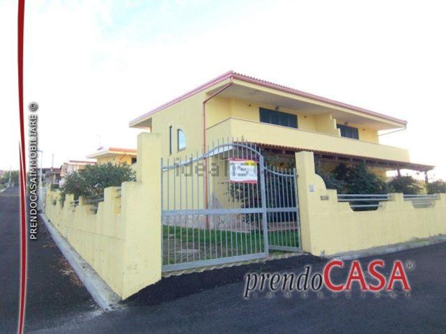 Villetta bifamiliare in vendita di 150 m² in Contrada Brace, 23