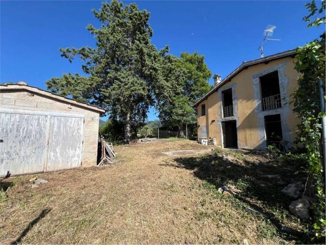 Villetta bifamiliare in vendita di 150 m² in Frazione Poreta