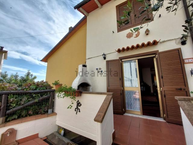 Villetta bifamiliare in vendita di 150 m² in Località il Trebbio, 34