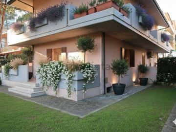 Villetta bifamiliare in vendita di 150 m² in Traversa xii