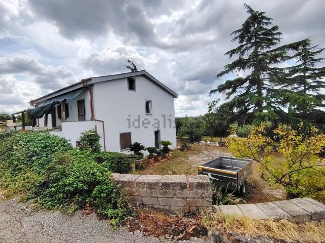 Villetta bifamiliare in vendita di 150 m² in Vicolo Montagnano, 10