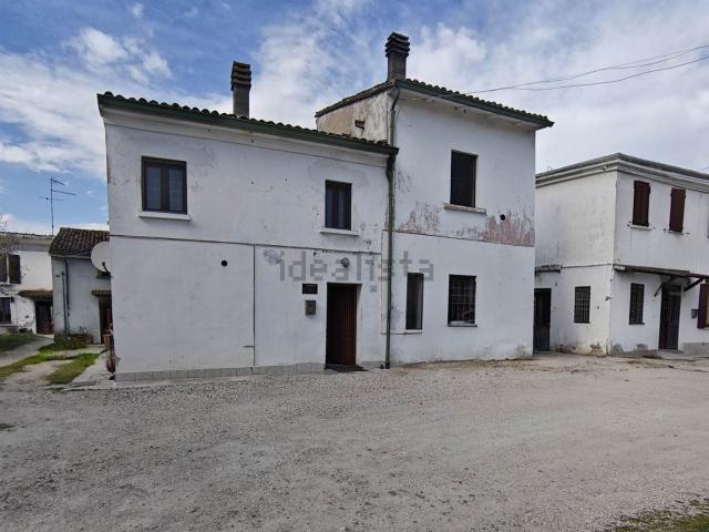 Villetta bifamiliare in vendita di 150 m² in Via Trivellano
